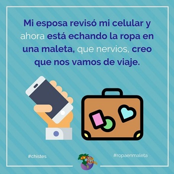 ropa en la maleta